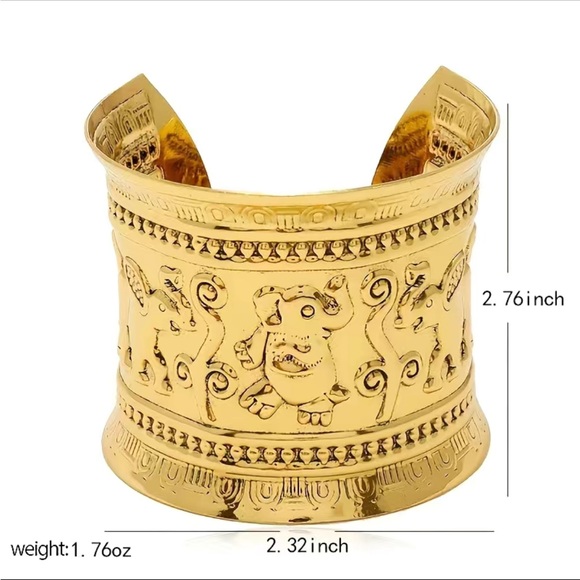 Boho Elephant Large Silver Cuff Bracelet - Picture 3 of 3